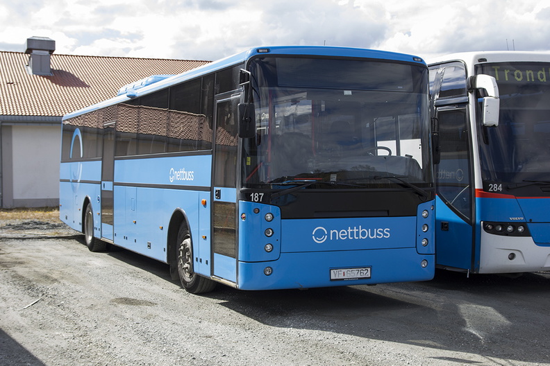 Nettbuss Midt-Norge #187, Orkanger.jpg