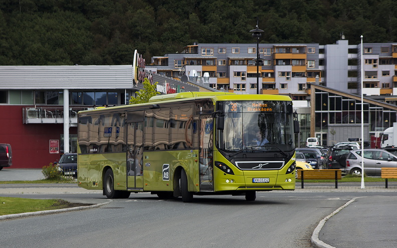 Nettbuss Midt-Norge #348, Melhus Skysstasjon, 2.jpg