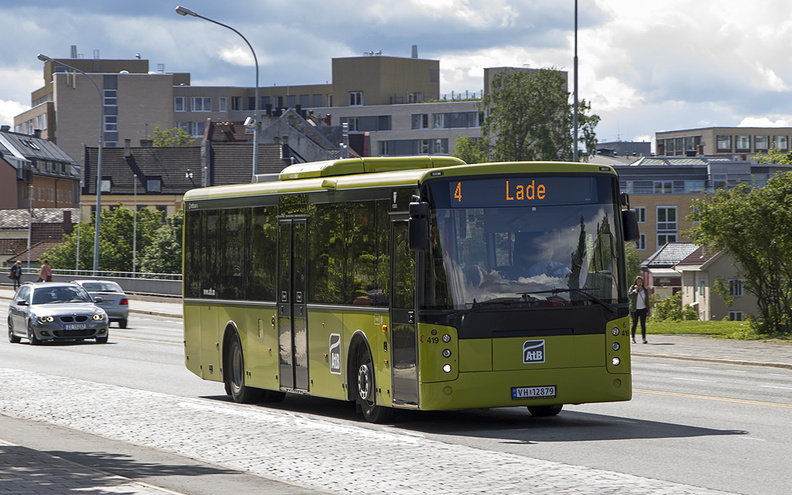 Nettbuss Midt-Norge #419, Prinsens gate, Trondh.jpg