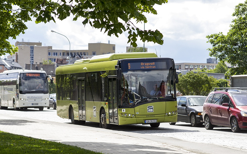 Nettbuss Midt-Norge #455, Prinsens gate, Trondh.jpg