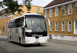 LRT Buss DL15983, Søndre gate, Trondheim, 2013-