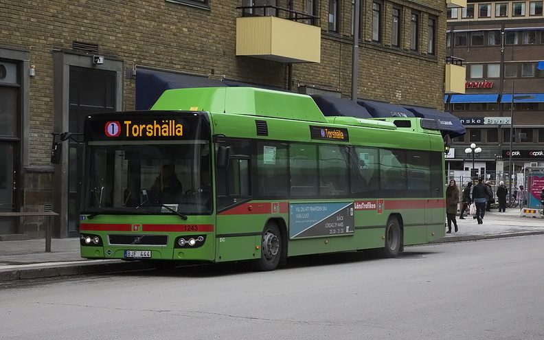 Veolia #1243, Fristadstorget, Eskilstuna, 2014-.jpg