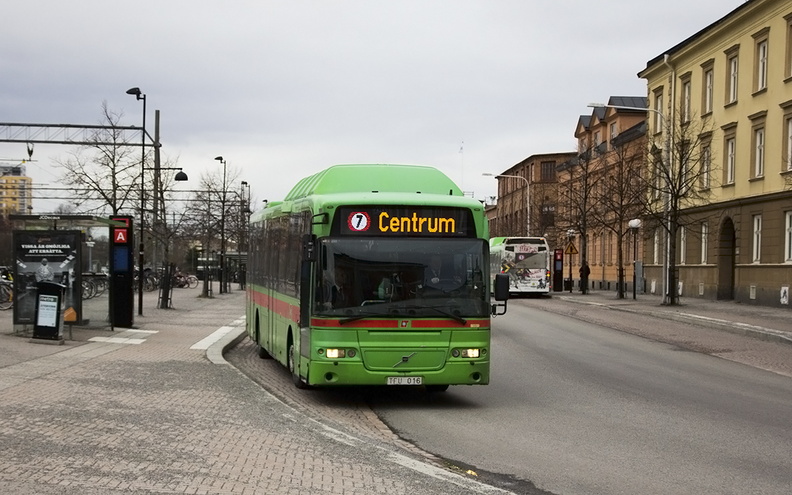 Veolia #3548, Resecentrum, Eskilstuna, 2014-03-.jpg