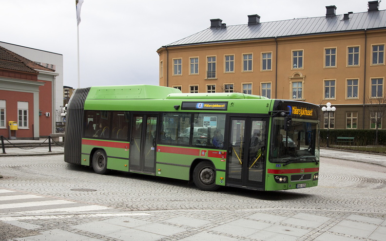 Veolia #3665, Resecentrum, Eskilstuna, 2014-03-.jpg