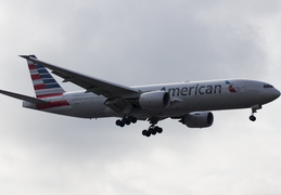 american-airlines---boeing-777-200er---n785an---lhr-egll---2016-04-08 26446543795 o
