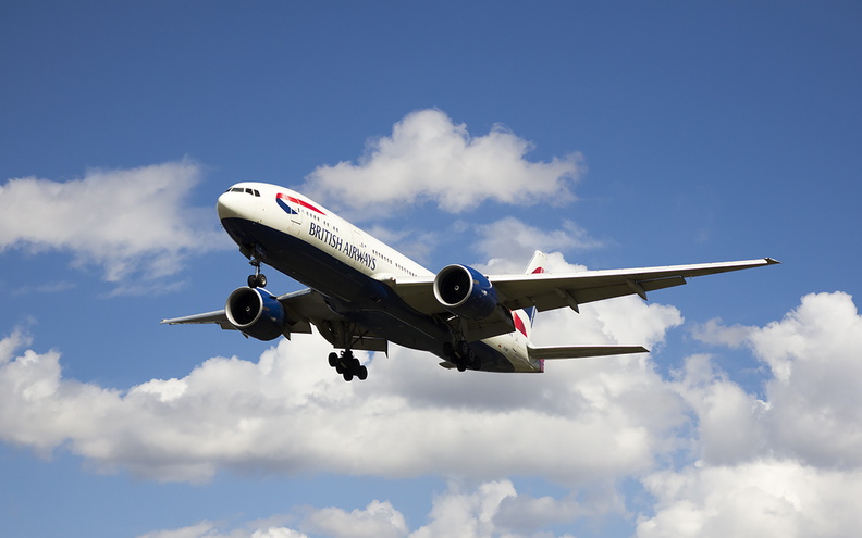 british-airways---boeing-777-200er---g-viif---lhr-egll---2014-08-09_14950936246_o.jpg