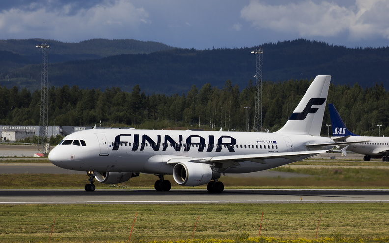 finnair---airbus-a320-200---oh-lxa---osl-engm---2015-08-02_19674593833_o.jpg