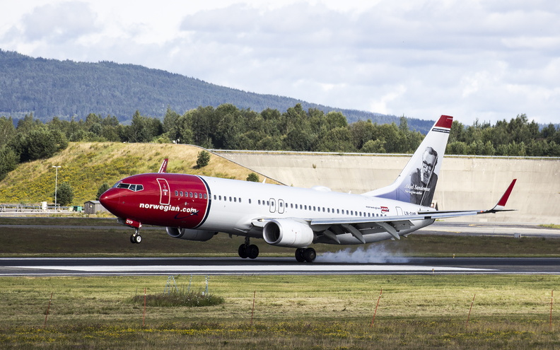 norwegian---boeing-737-800---ln-dyp---osl-engm---2015-08-02_21039828926_o.jpg