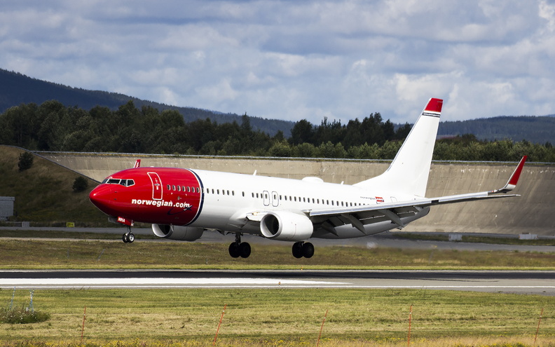 norwegian---boeing-737-800---ln-nha---osl-engm---2015-08-02_20443625324_o.jpg