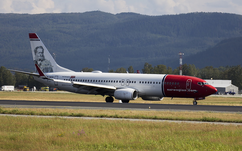 norwegian---boeing-737-800---ln-nog---trd-enva---2014-07-26_14781500903_o.jpg