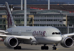 qatar-airways---boeing-787-8---a7-bcp---osl-engm---2015-08-01---2 19664566363 o