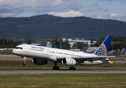 united-airlines---boeing-757-200er---n17126---osl-engm---2015-08-01 19662884534 o
