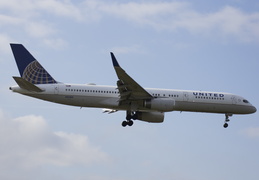 united-airlines---boeing-757-200---n12109---lhr-egll---2016-04-08 26173697810 o