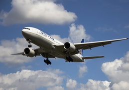 united-airlines---boeing-777-200er---n786ua---lhr-egll---2014-08-09 14973882865 o