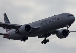 american-airlines---boeing-777-300er---n718an---lhr-egll---2016-04-08 26313152181 o
