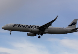 finnair---airbus-a321-200---oh-lzg---lhr-egll---2016-04-07 25774400053 o
