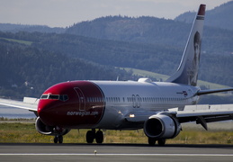 norwegian---boeing-737-800---ln-noy---trd-enva---2015-08-22 20626194378 o