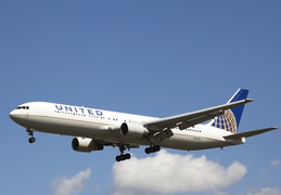 united-airlines---boeing-767-300er---n660ua---lhr-egll---2014-08-09 14950918926 o