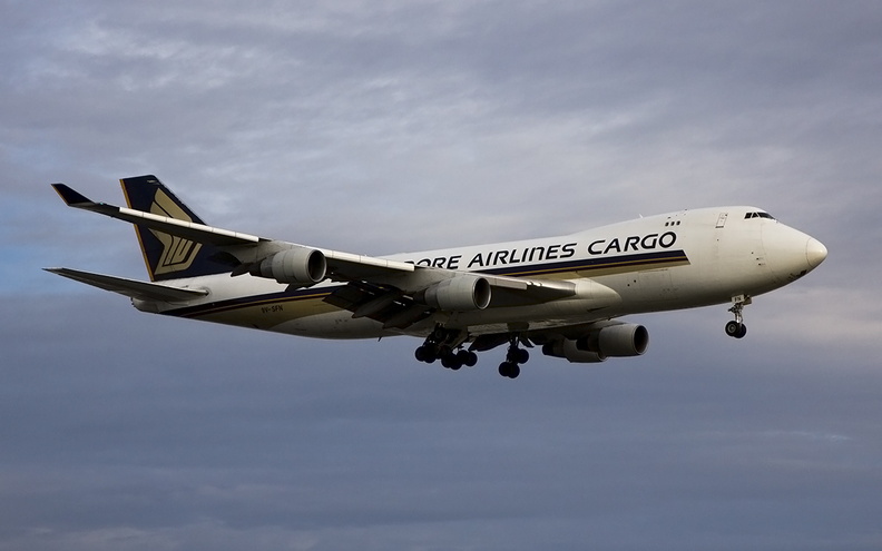 singapore-airlines---boeing-747-400f---9v-sfn---lhr-egll---2014-08-09_14787206079_o.jpg